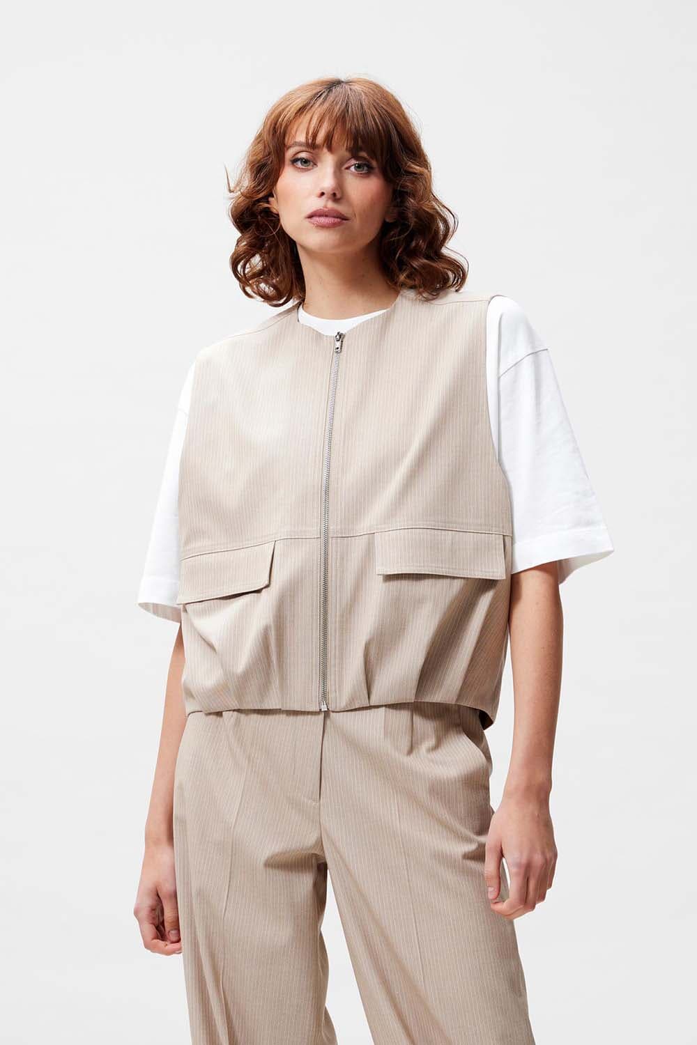 Catwalk Junkie Bodywarmer Pinstripe  Grijs