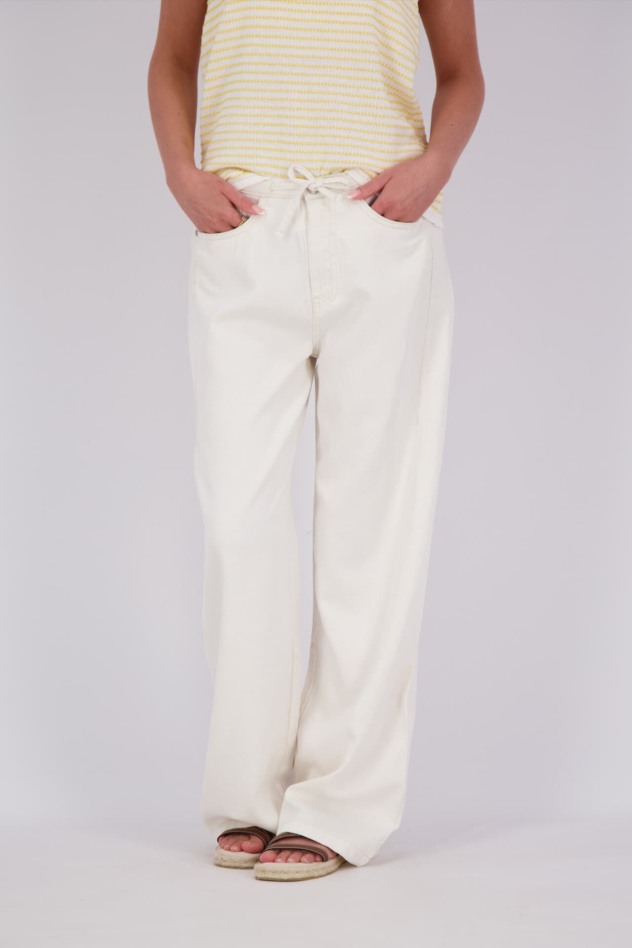 Geisha Jeans  Off White