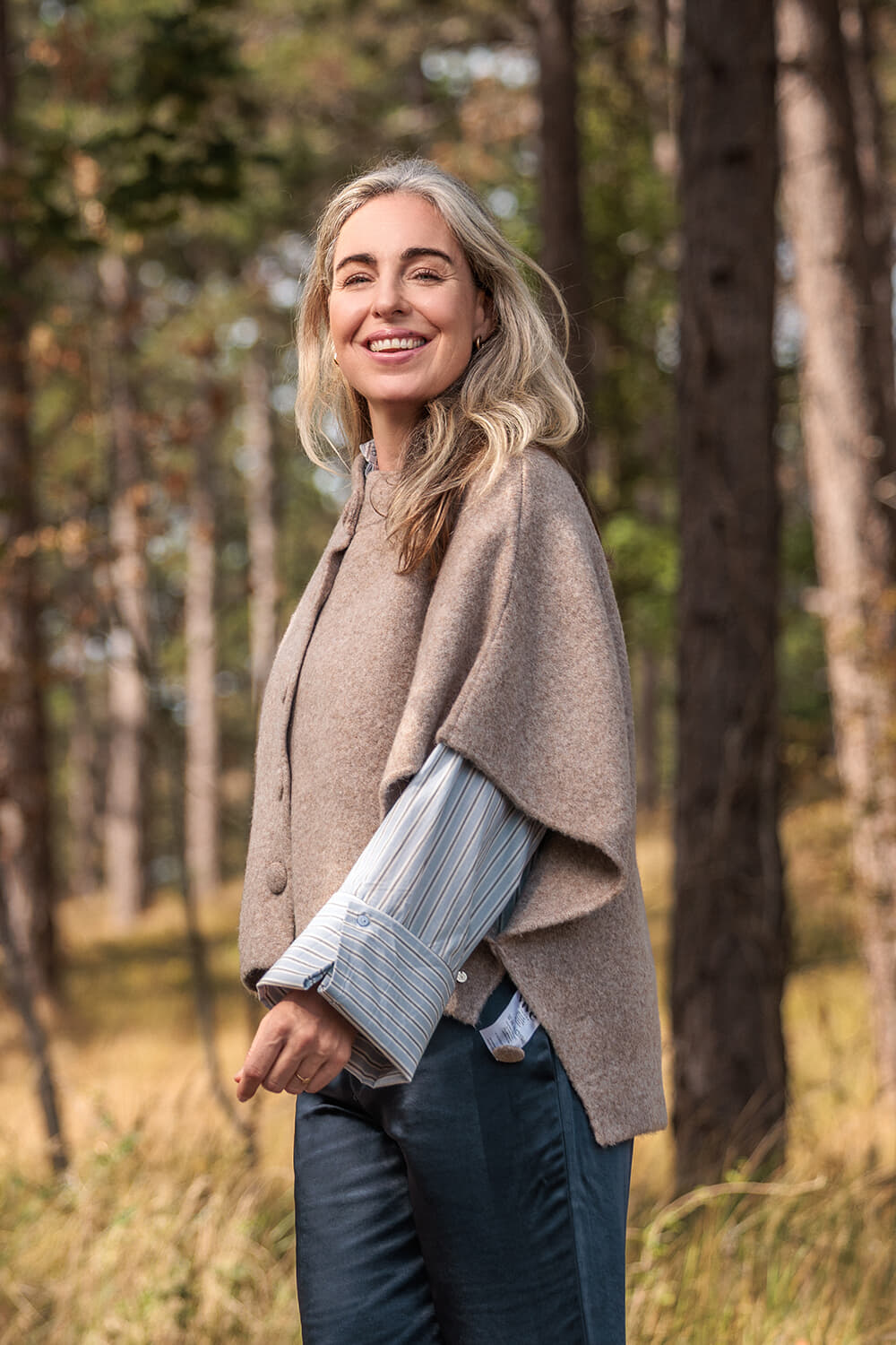 Vive La Femme Cape Ellen Beige