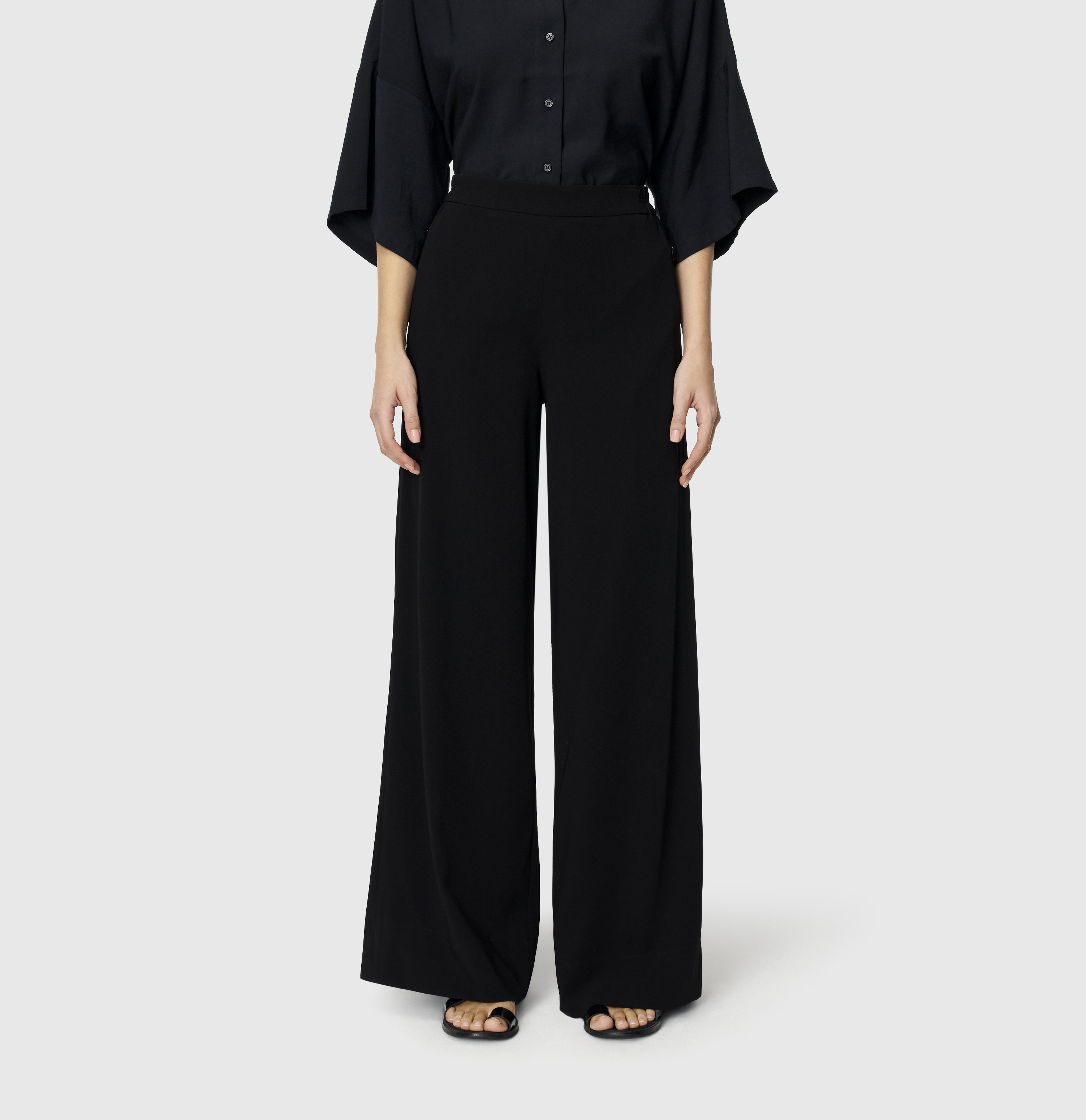 Mac Jeans Broek Coralie Floating crepe Zwart