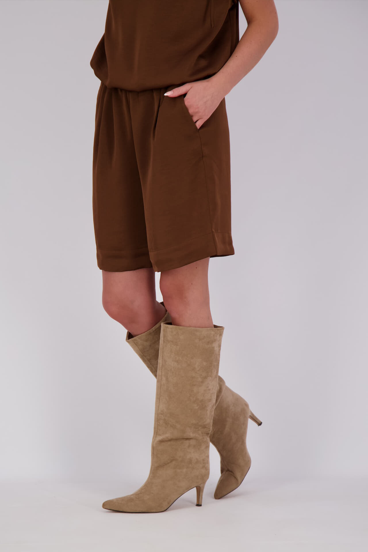 Tooday Short Kiron Satin Bruin