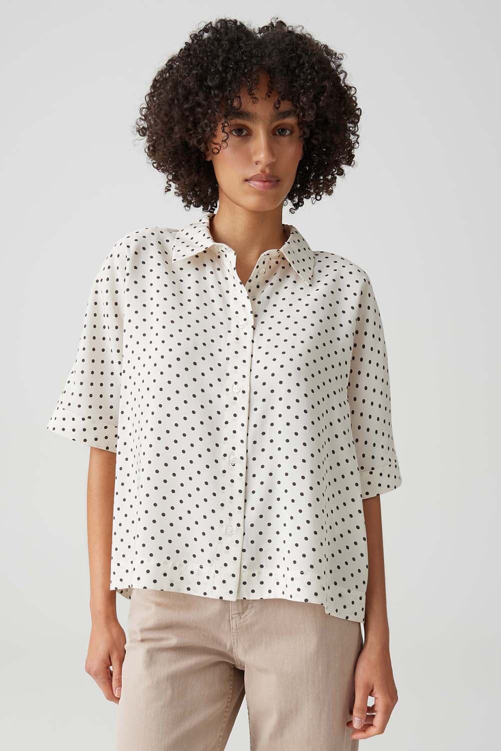 Opus Overhemdblouse Farise met stippenpatroon Crème