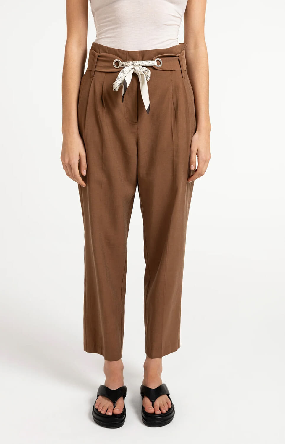 Yaya Broek  Bruin