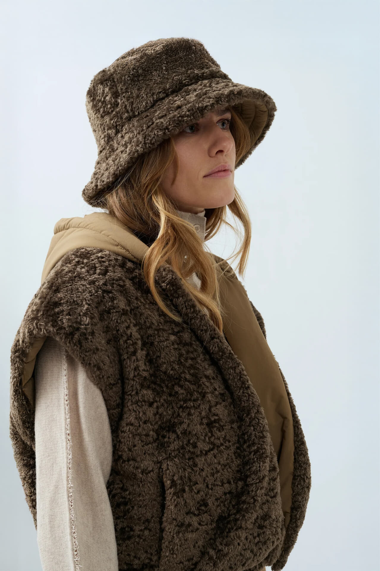 Yaya Omkeerbare bucket hat van nylo Bruin