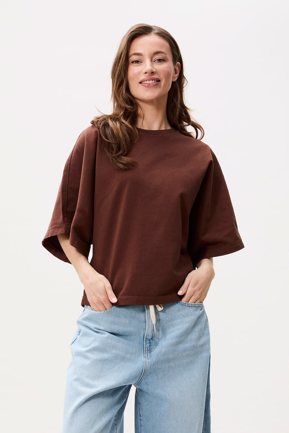 Catwalk Junkie T-shirt Batsleeve Bruin