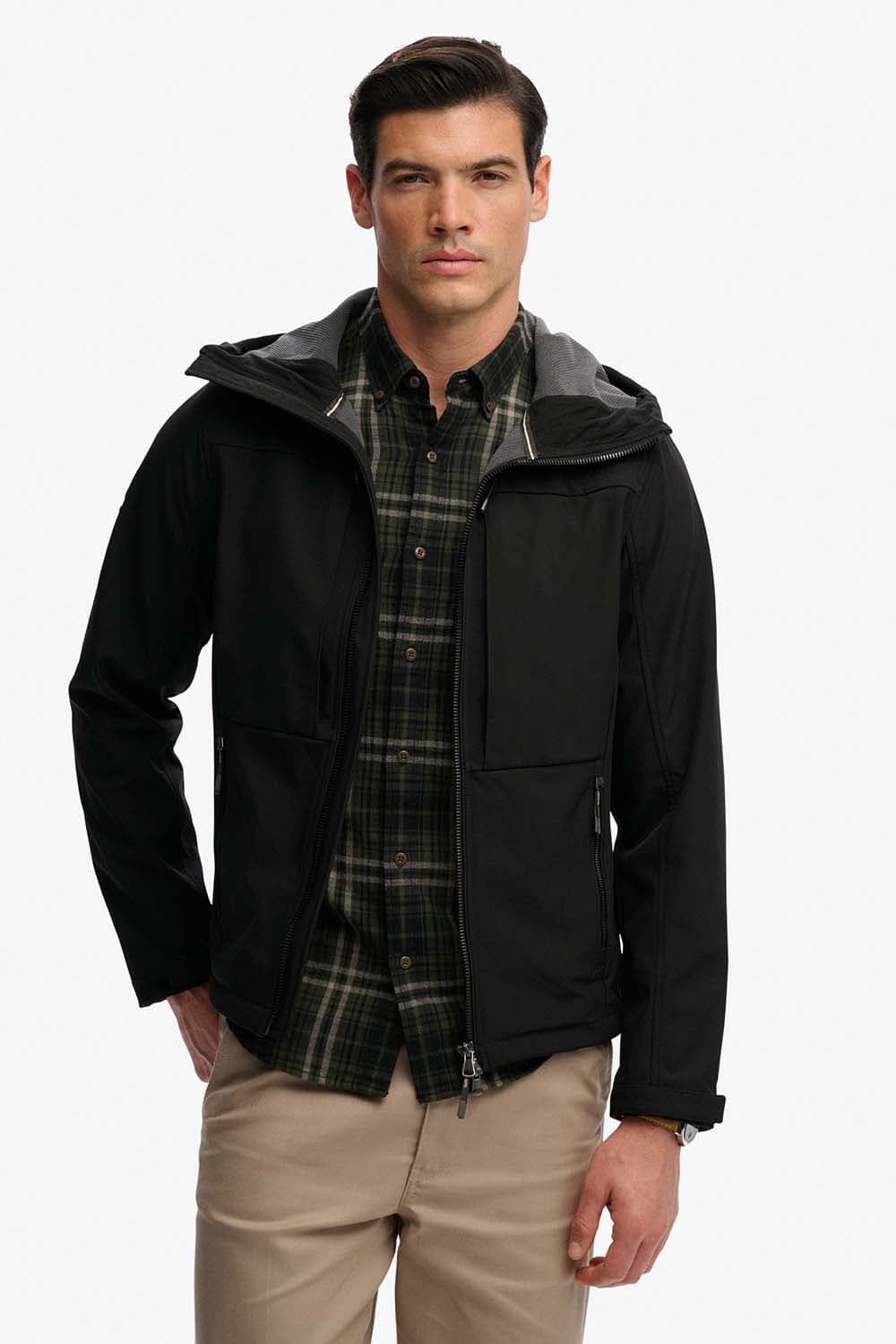 Superdry & Co Softshell Jas Trekker Zwart