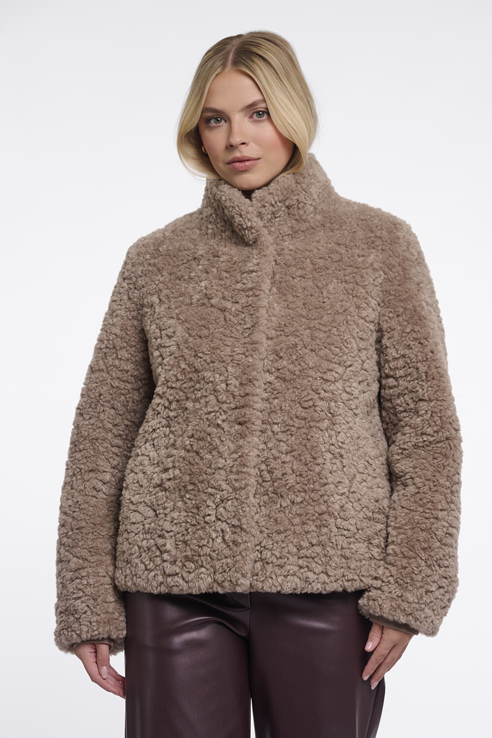 Rino & Pelle Jas Kion Faux fur with high neck Beige