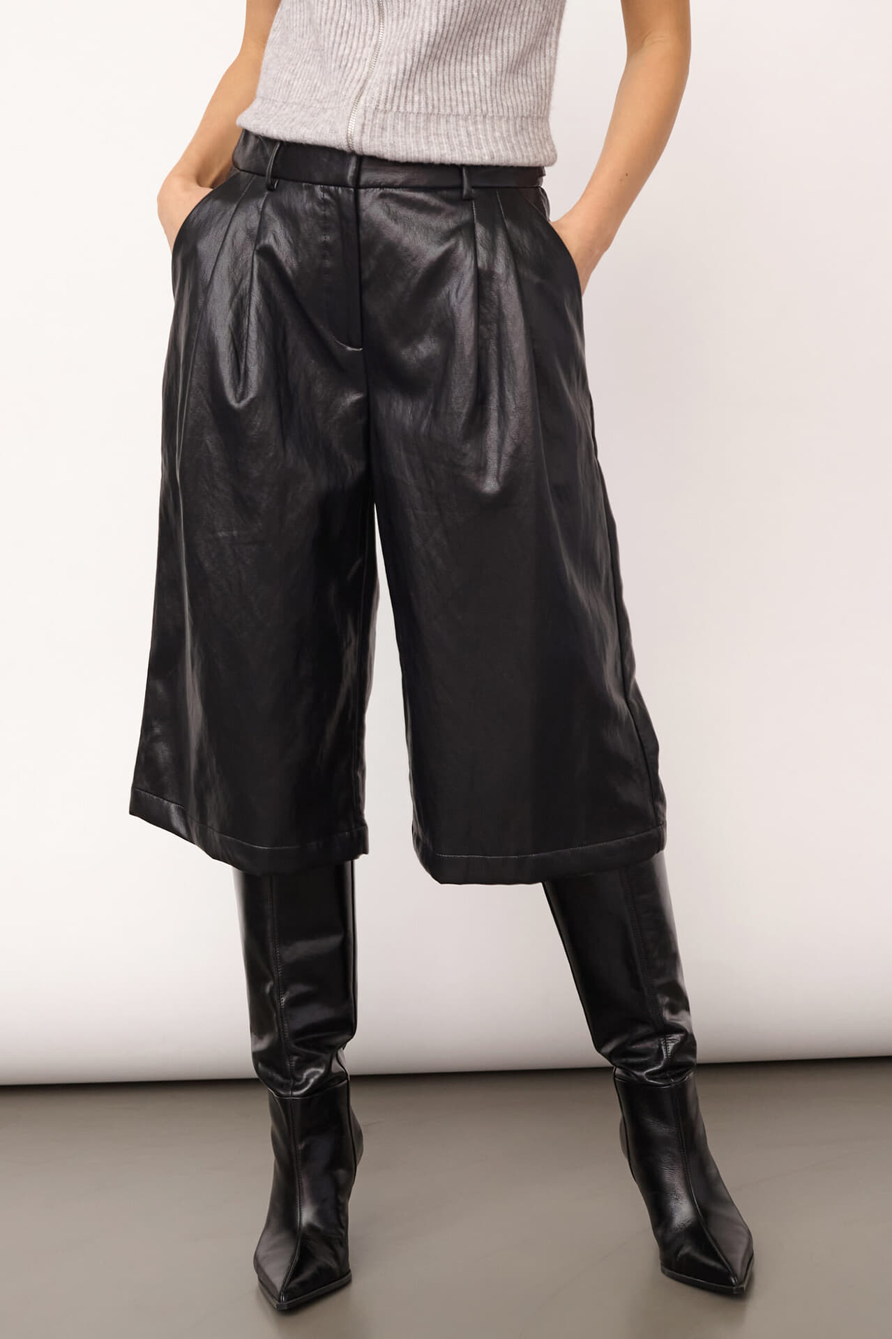 Co'couture Bermuda Gitt Pleat Zwart