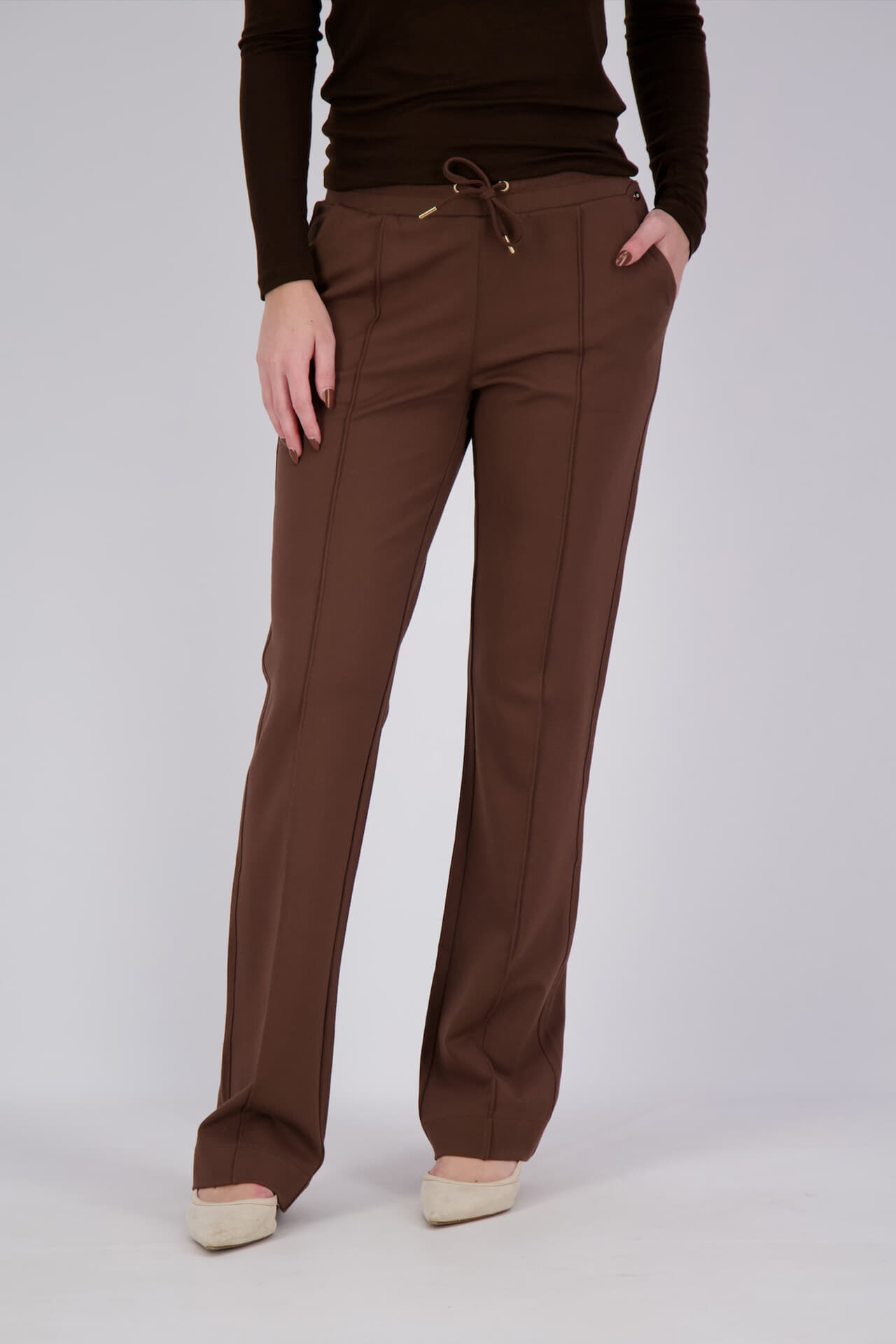HV Society Broek Ellis Bruin