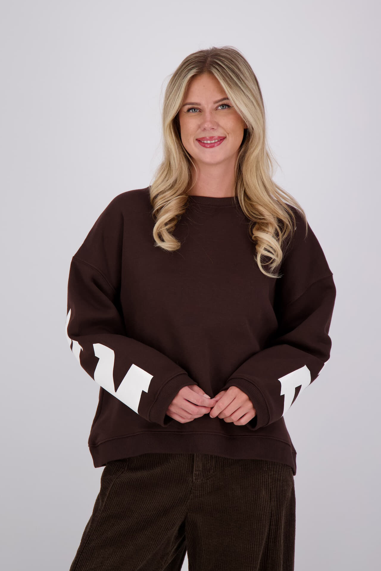 The Shirt Project Sweater Bruin