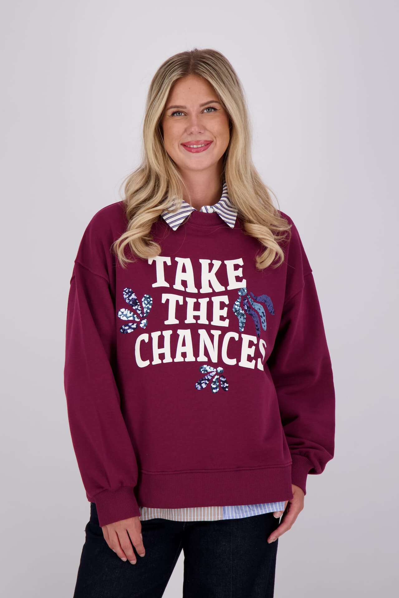 The Shirt Project Sweater Take The Chances Bordeaux Rood