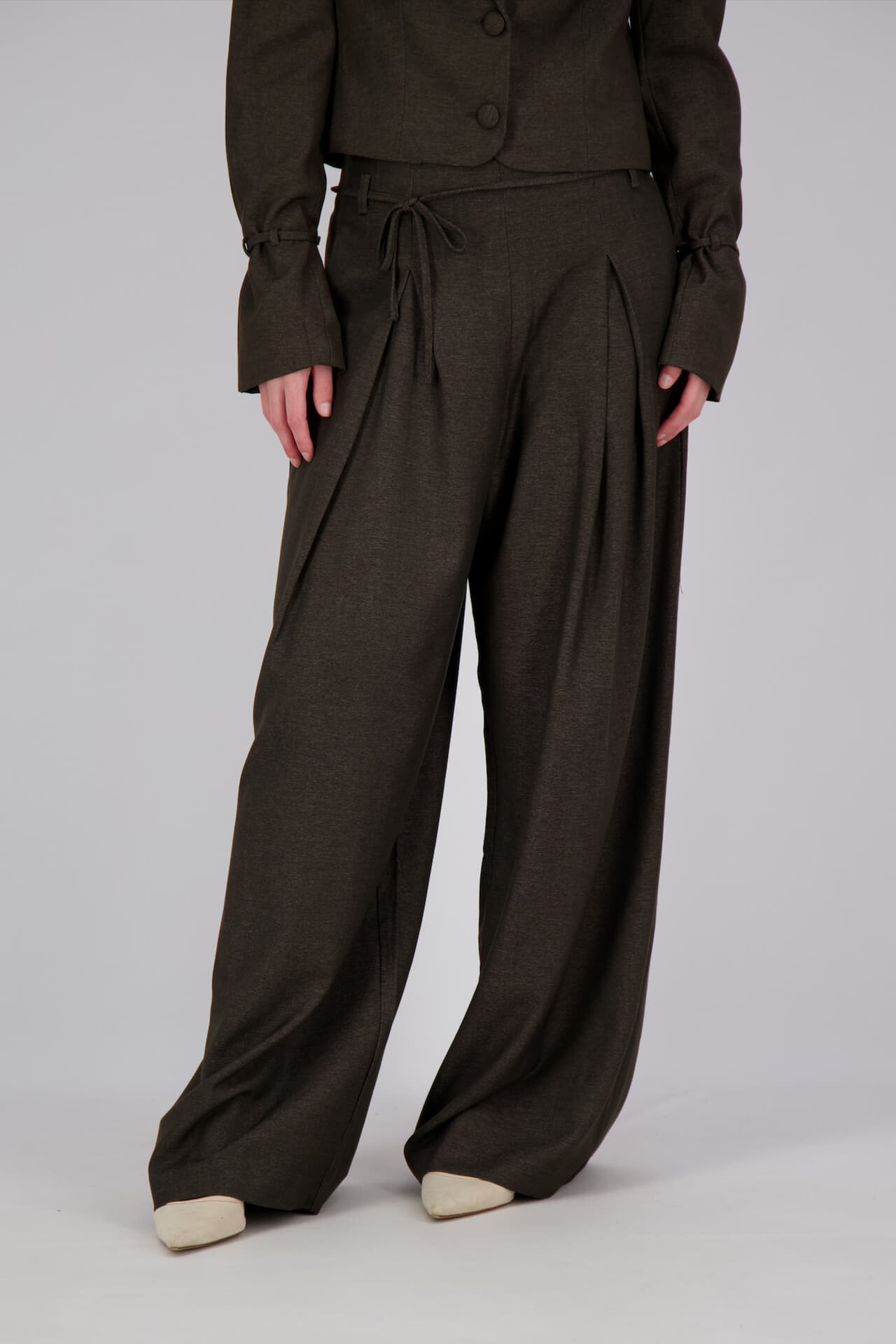 Aimée The Label Broek NykByn Bruin