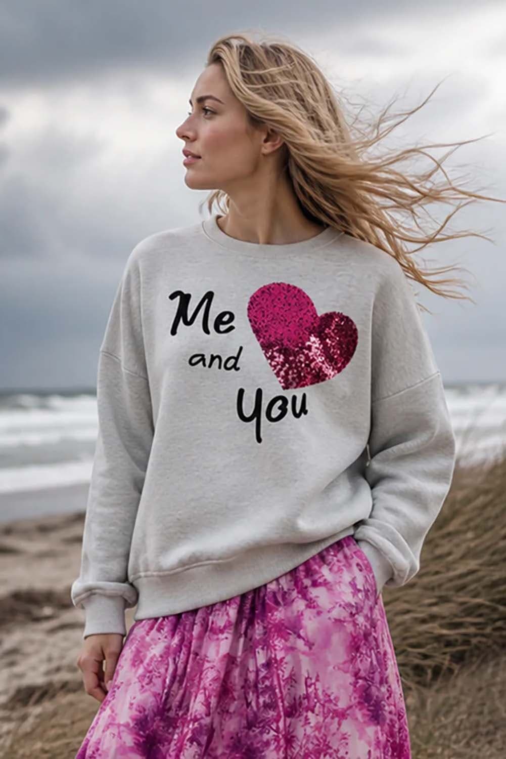 Miss Goodlife Sweater Me and You Grijs