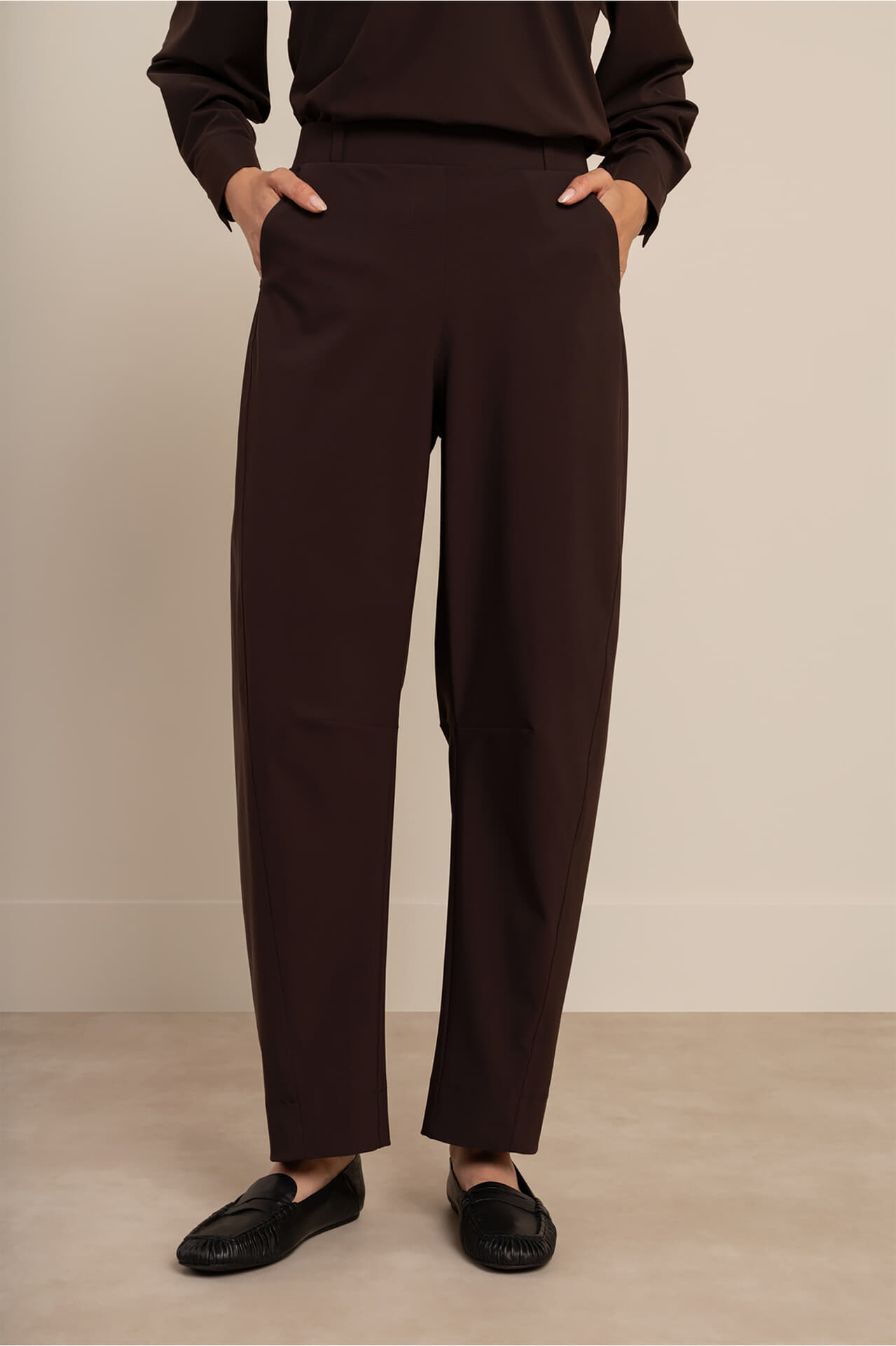 Studio Anneloes Broek Marlise Barrel Bruin