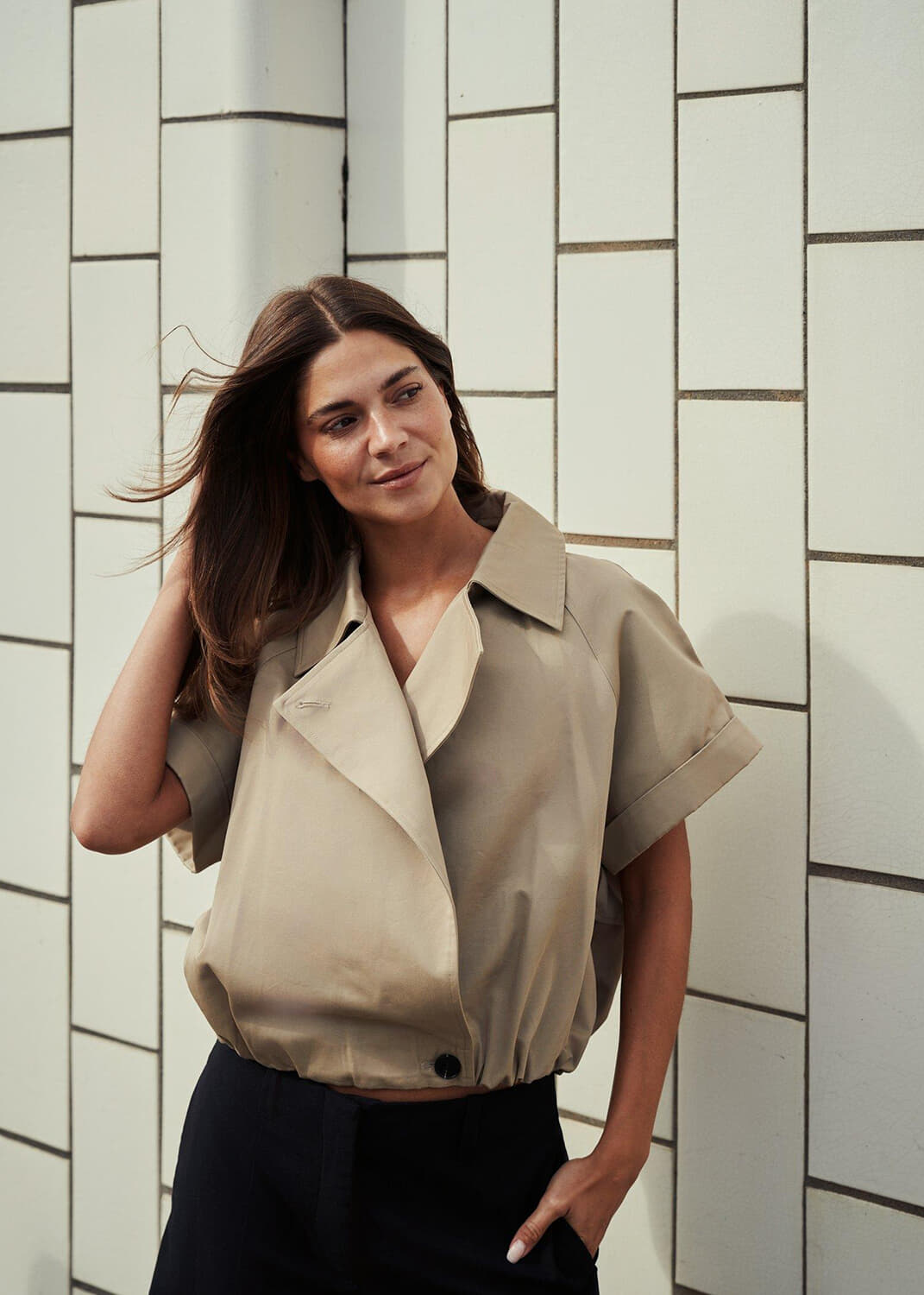 Neo Noir Blazer Lisha Trench Taupe