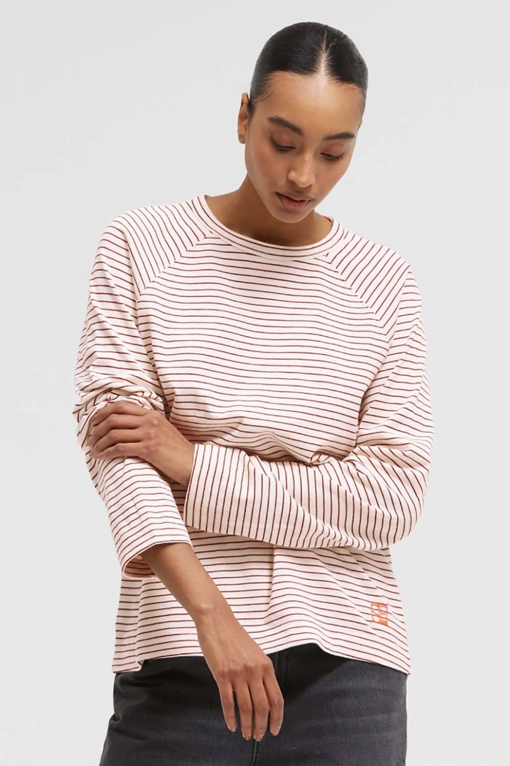 Senses The Label Longsleeve Bruin