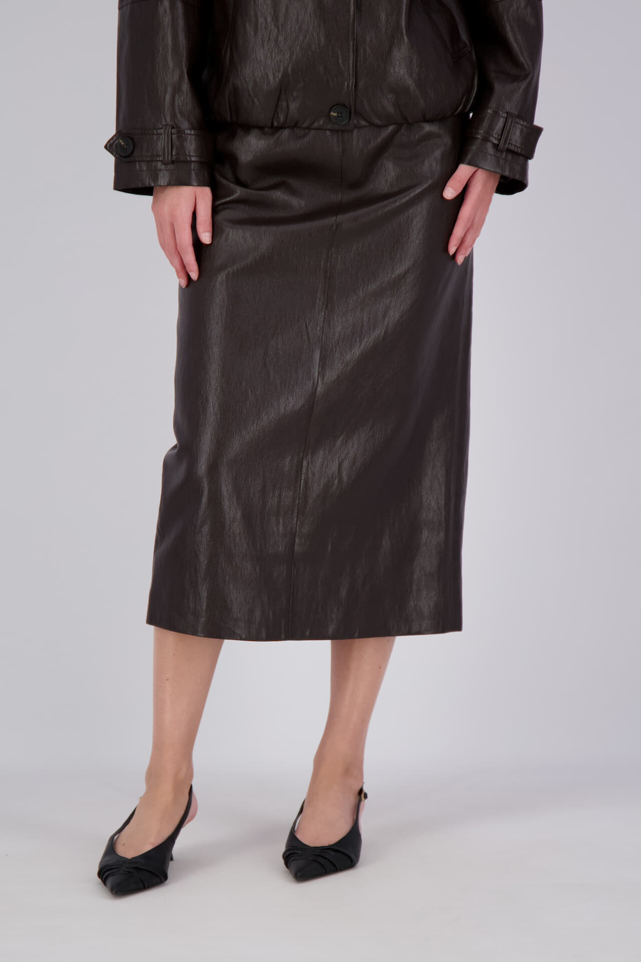 Geisha Rok Leather Look Bruin