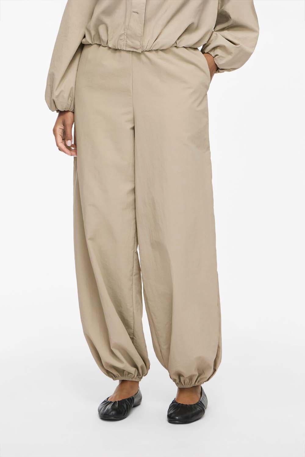Vila Broek Kaki