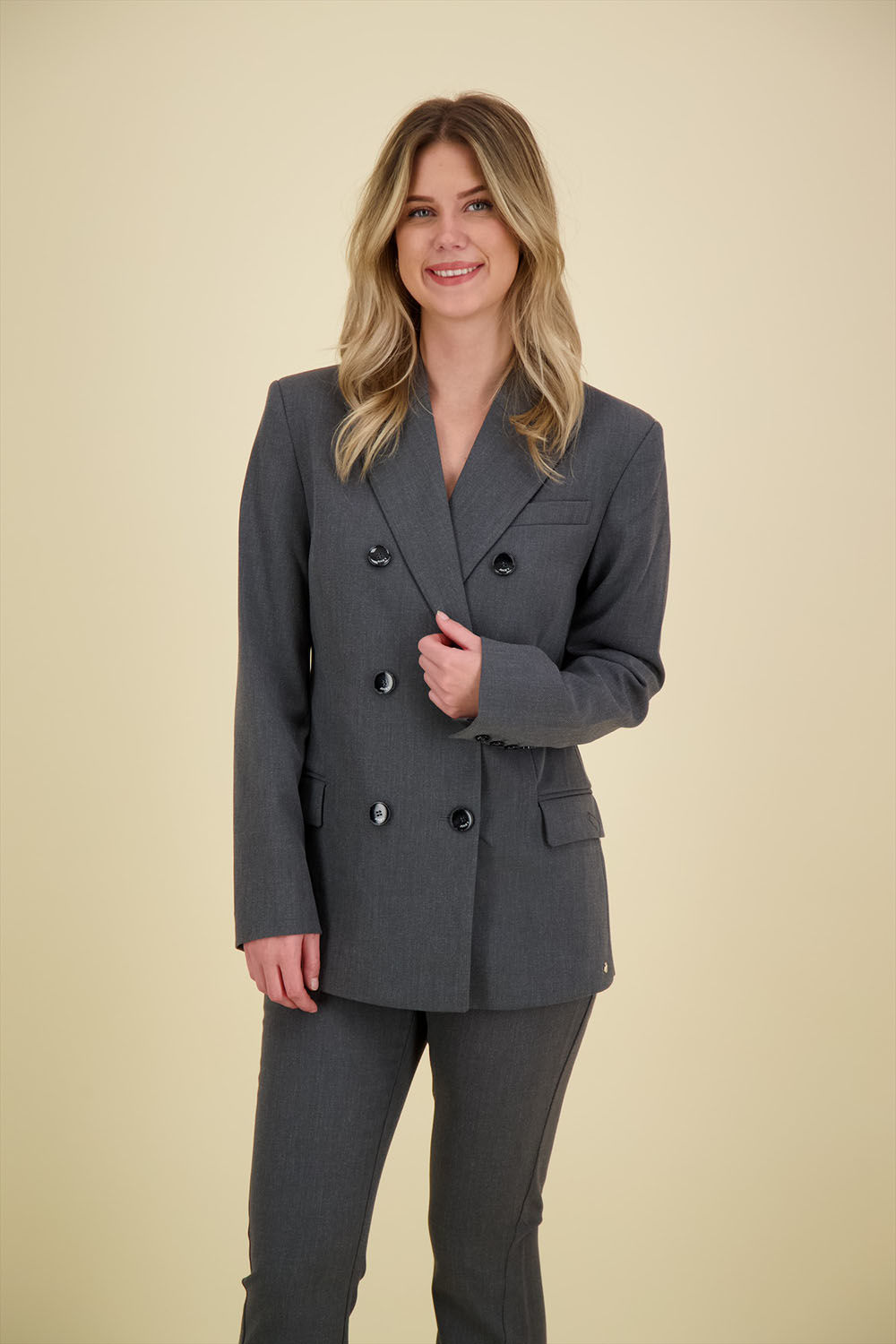 Josh V Blazer Stacy Grijs  Josh V Blazer Stacy Grijs