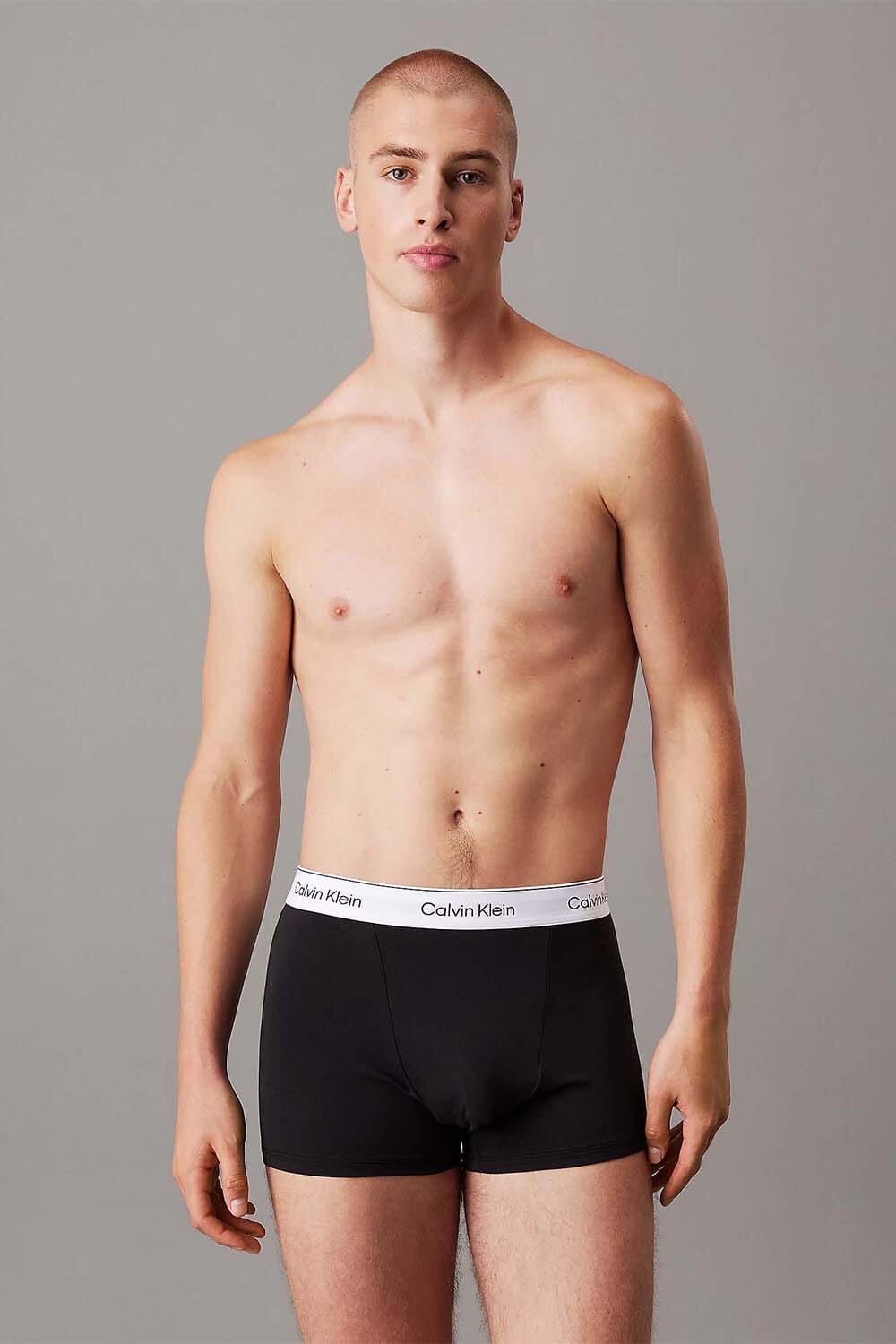 Calvin Klein  Calvin Klein