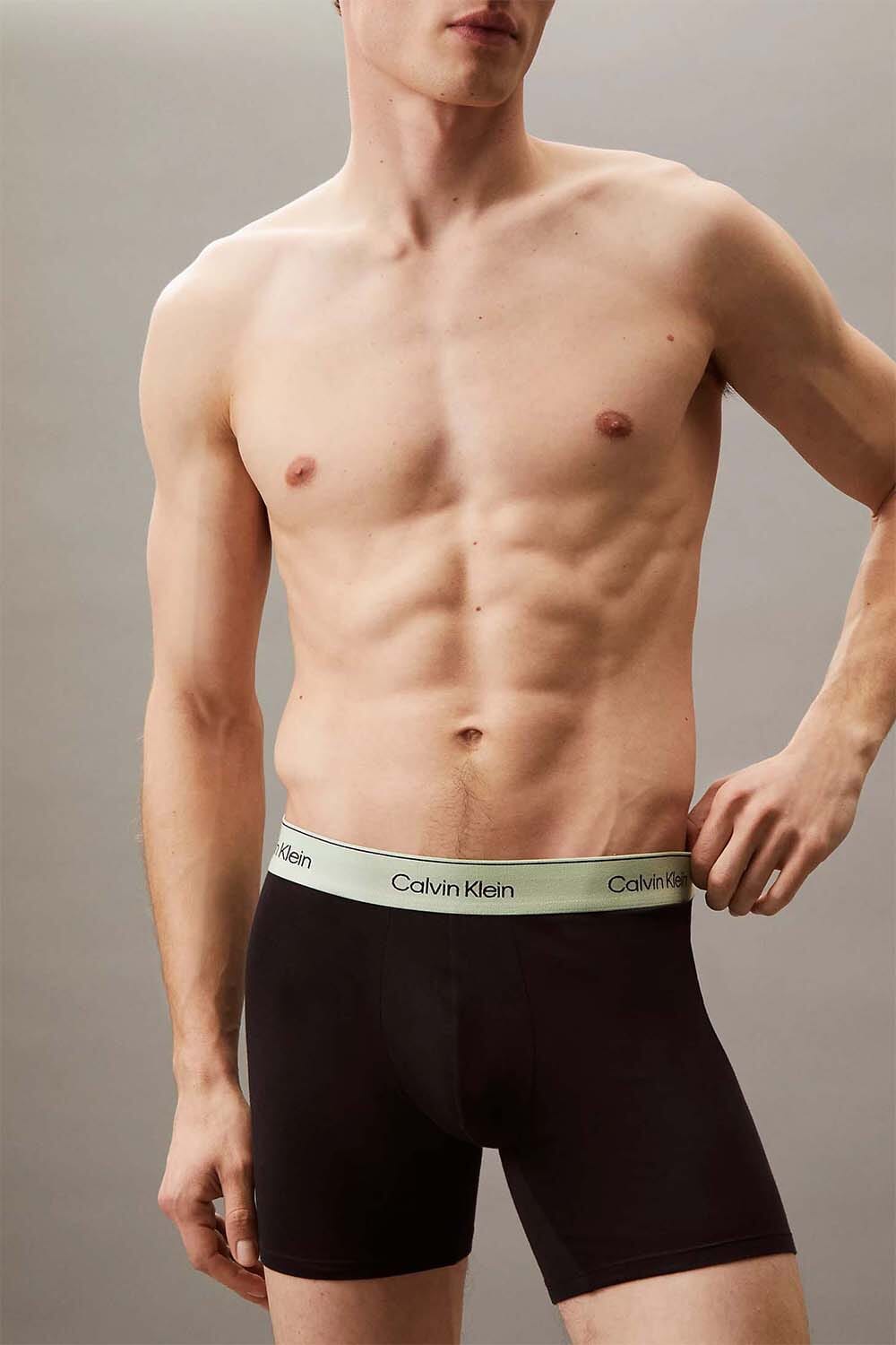 Calvin Klein  Calvin Klein