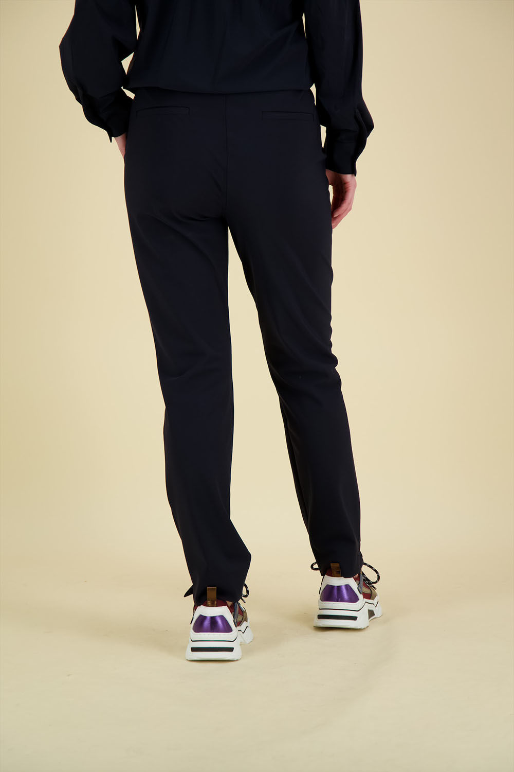 Studio Anneloes Broek Anne Blauw Studio Anneloes Broek Anne Blauw