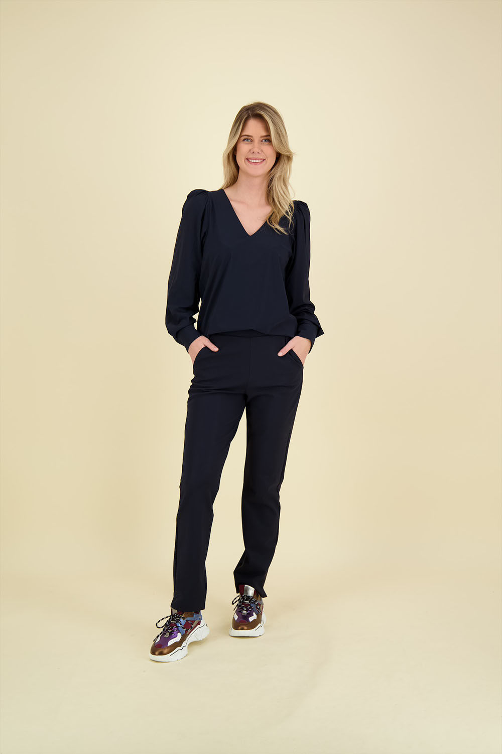 Studio Anneloes Broek Anne Blauw Studio Anneloes Broek Anne Blauw