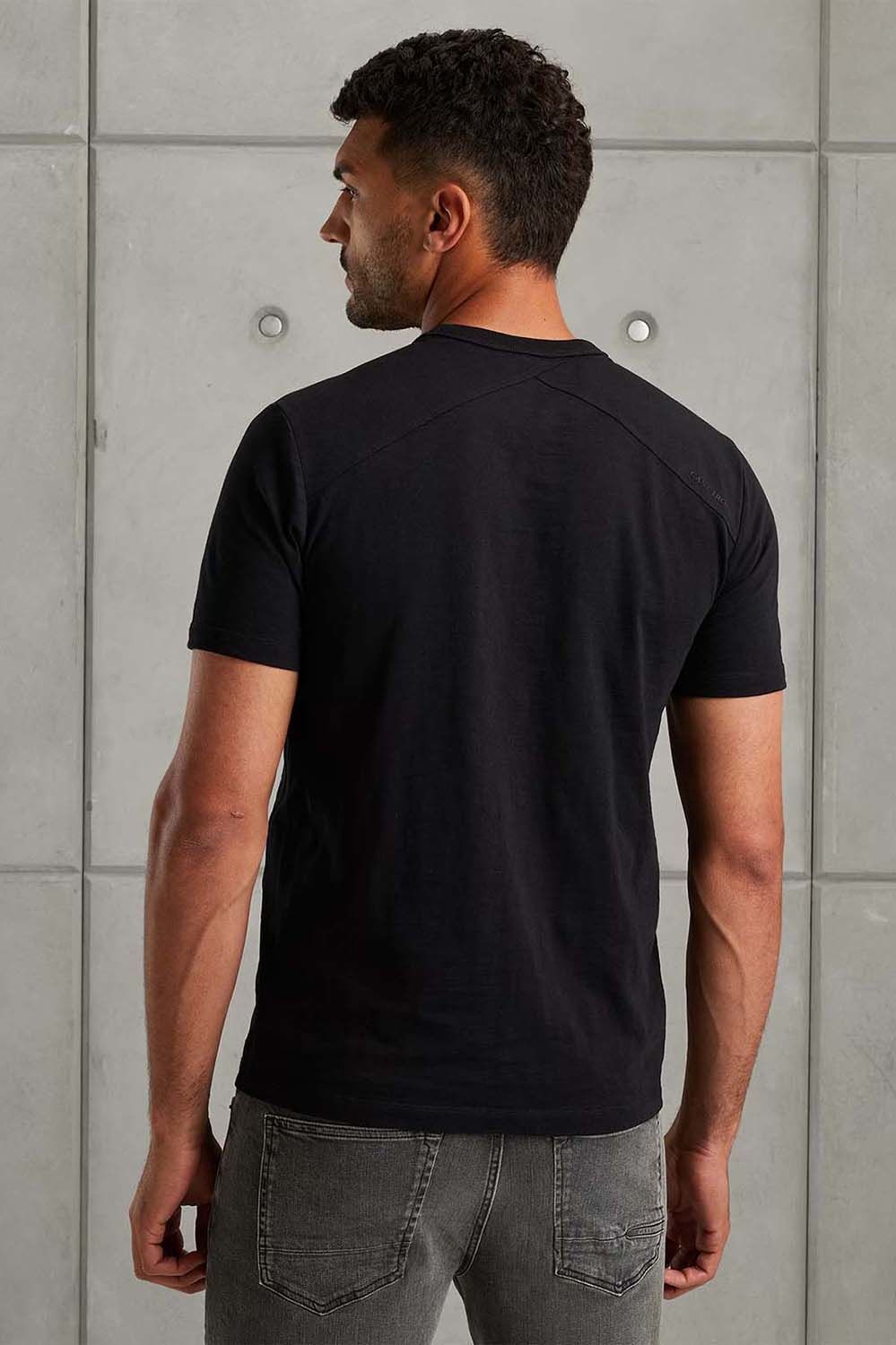 Cast Iron T-shirt Zwart