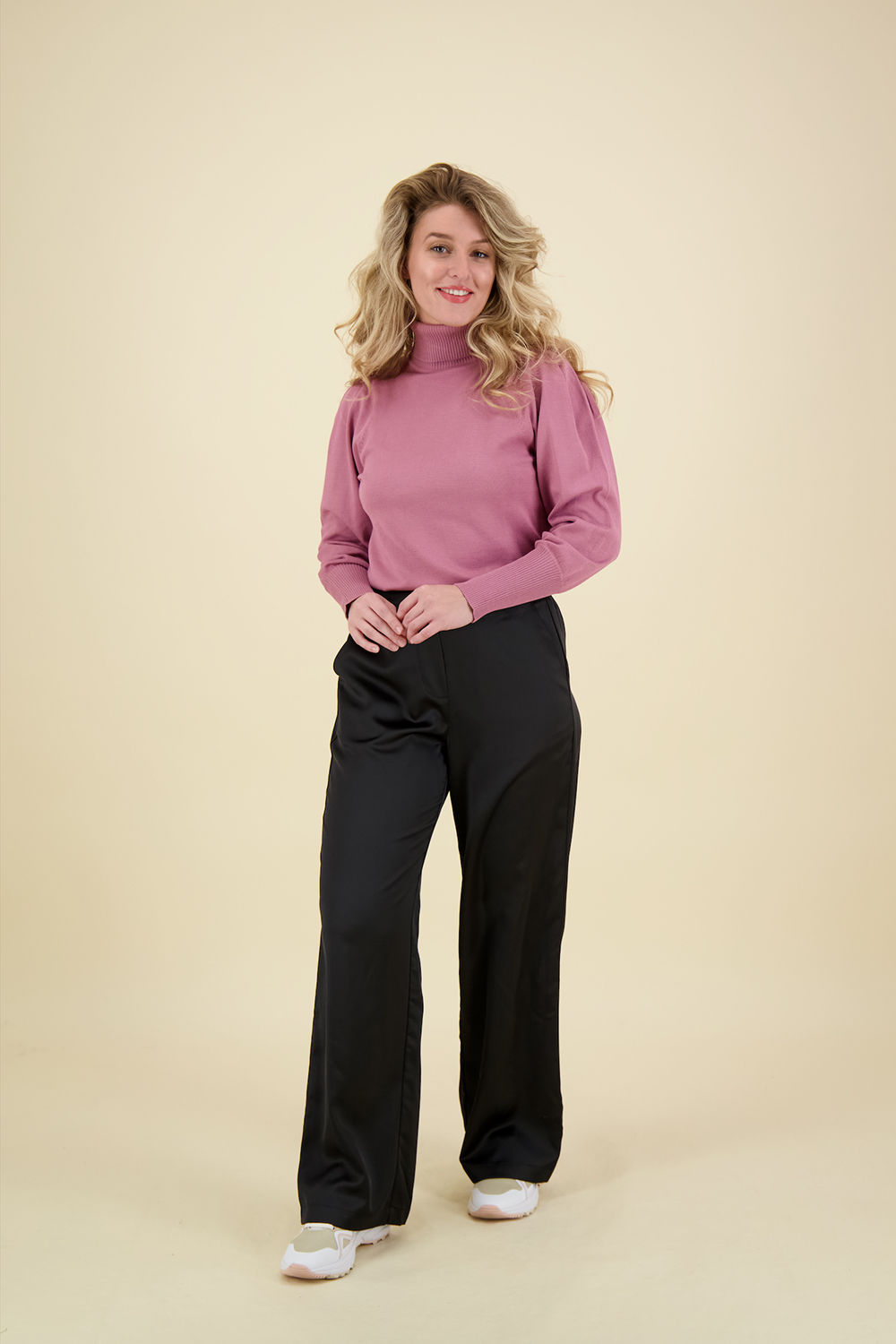 Vive La Femme Coltrui Silvia Roze Vive La Femme Coltrui Silvia Roze