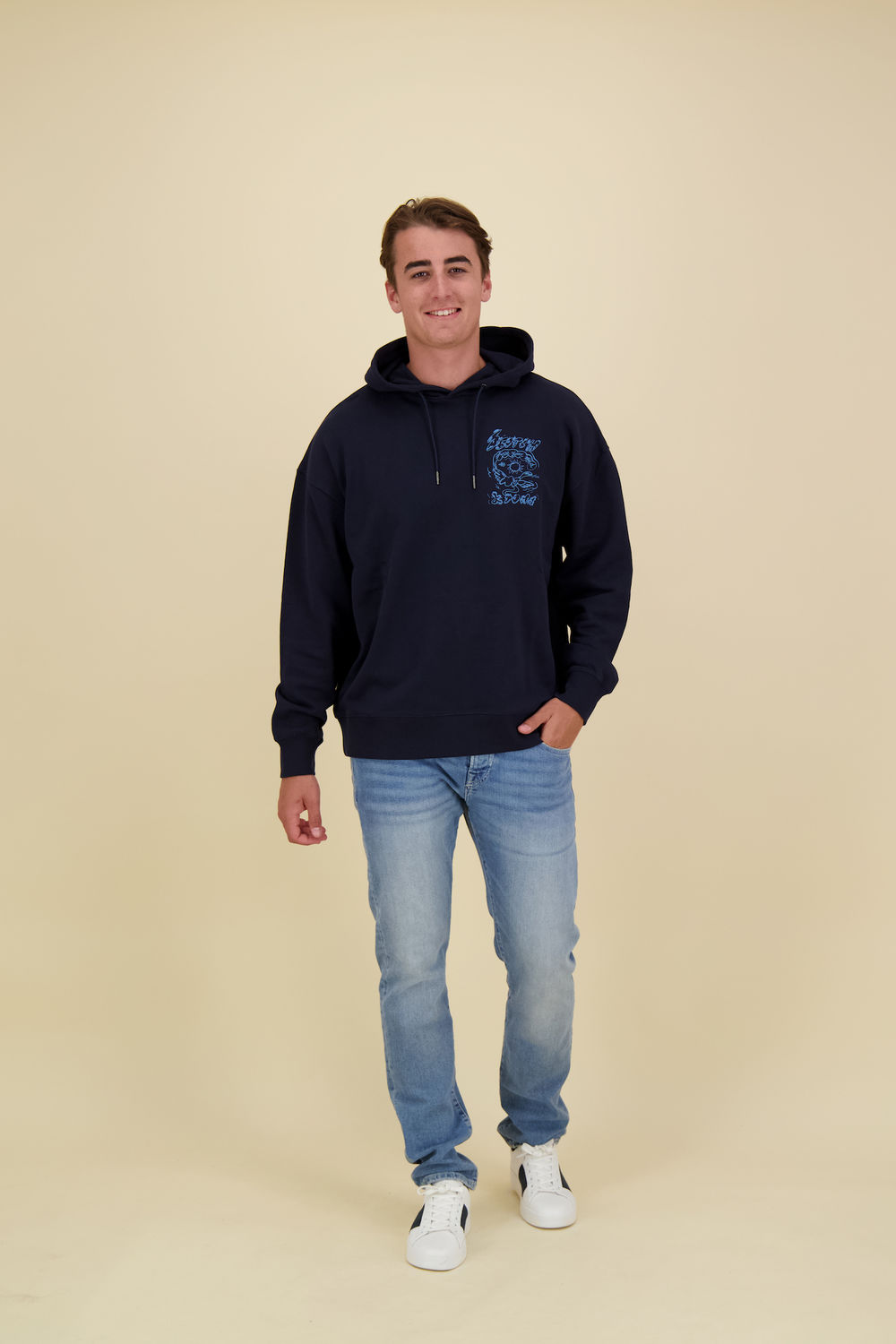 Scotch & Soda Hoodie Artwork Blauw Scotch & Soda Hoodie Artwork Blauw