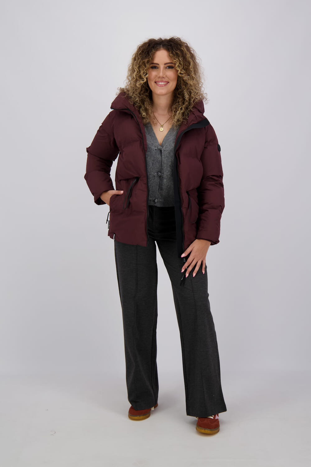 Khujo Jas Ellis Rood Khujo Jas Ellis Rood