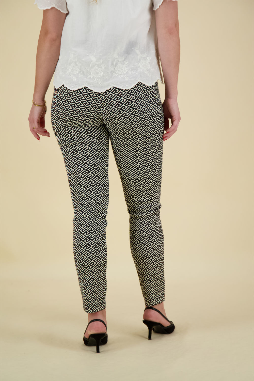 Toni Broek Jenny Gebroken Wit Toni Broek Jenny Gebroken Wit