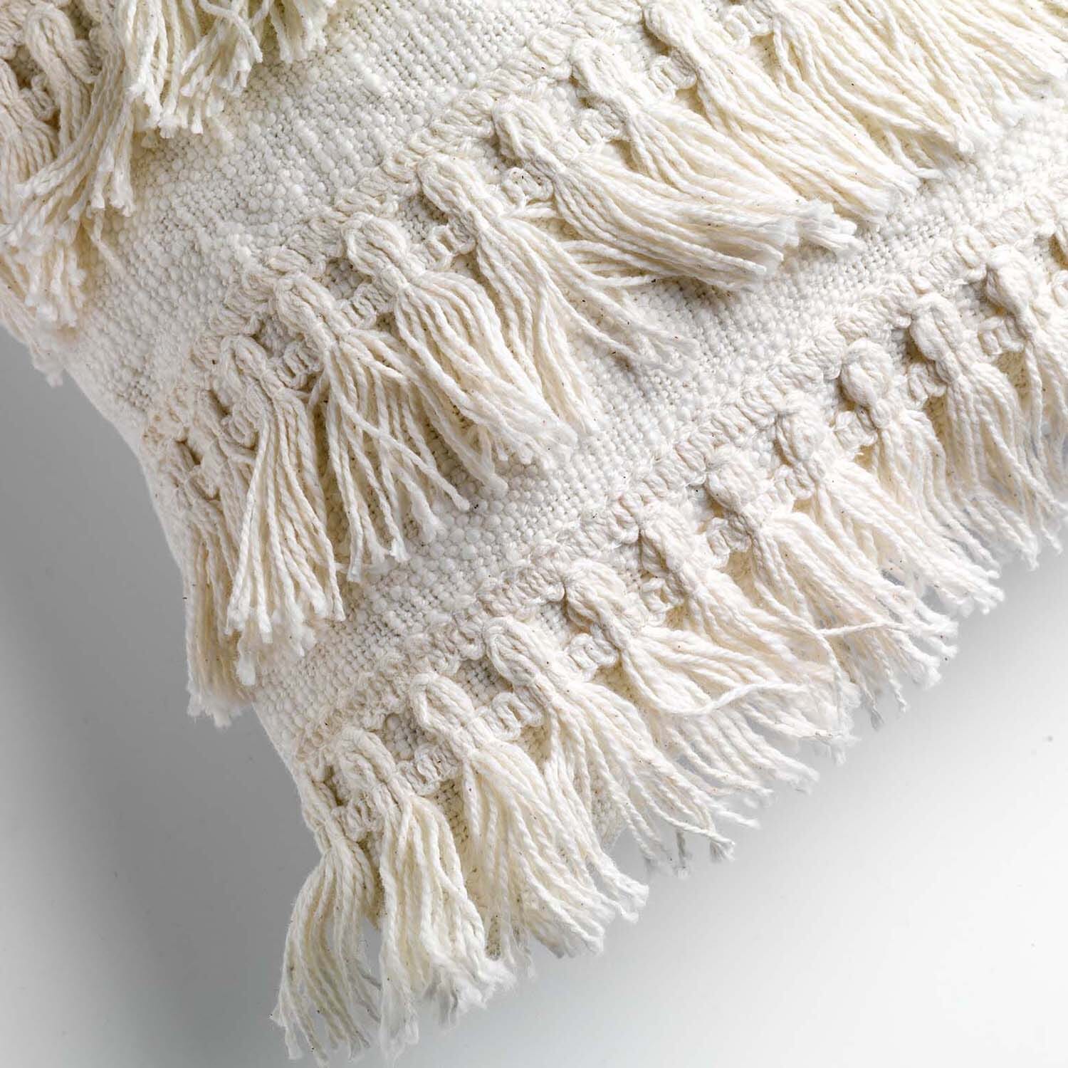 Dutch Decor Kussen Fara  Creme Dutch Decor Kussen Fara  Creme