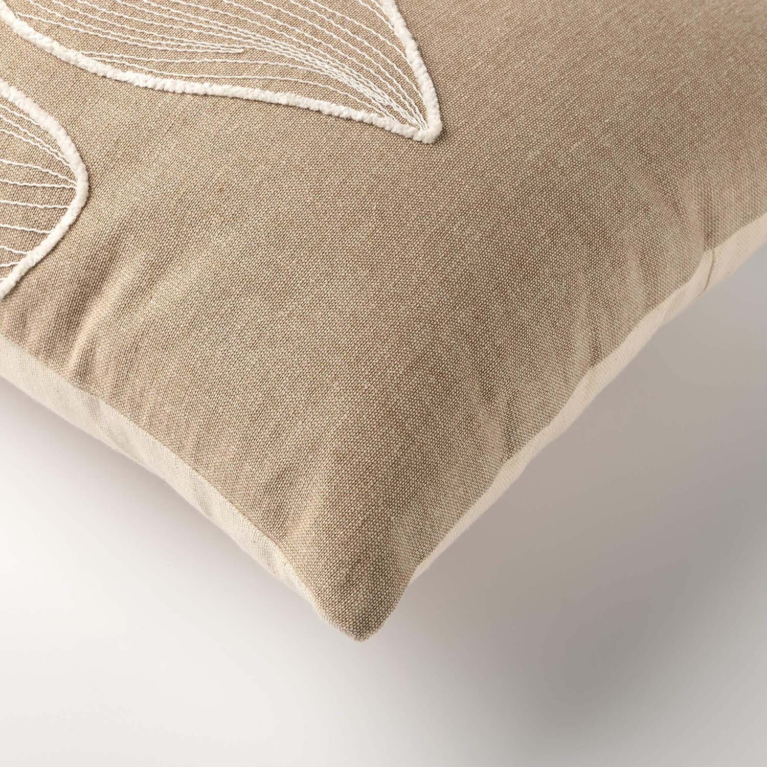 Dutch Decor Kussen Moana  Irish  Beige Dutch Decor Kussen Moana  Irish  Beige