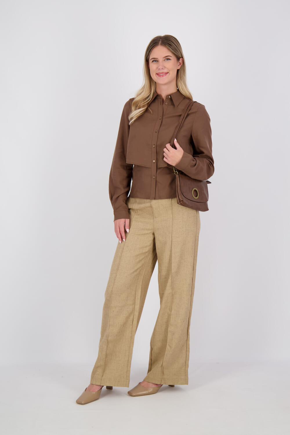 Aimée The Label Blouse Lea Bruin  Aimée The Label Blouse Lea Bruin