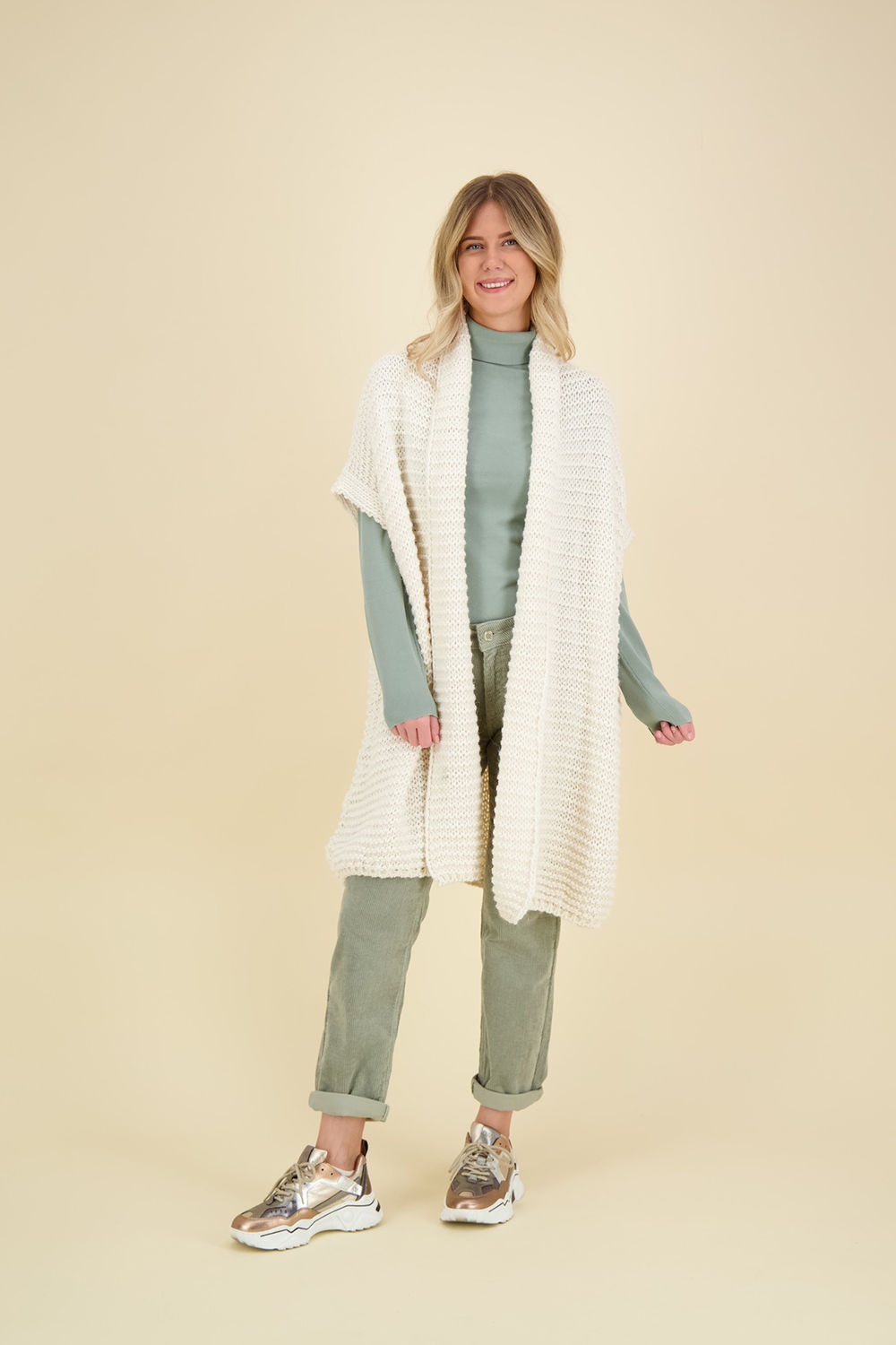 Zusss Vest Wit Zusss Vest Wit