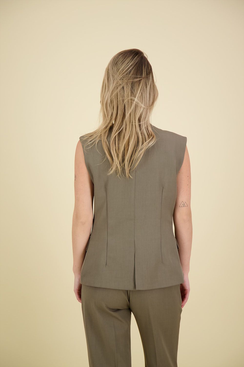 Neo Noir Gilet Khaki