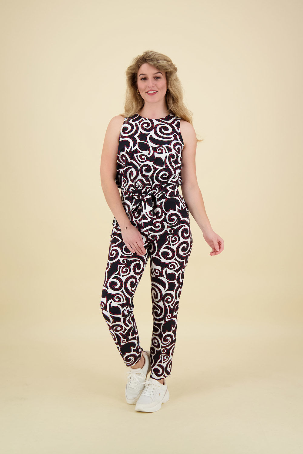 Studio Anneloes Broek May Zwart Studio Anneloes Broek May Zwart