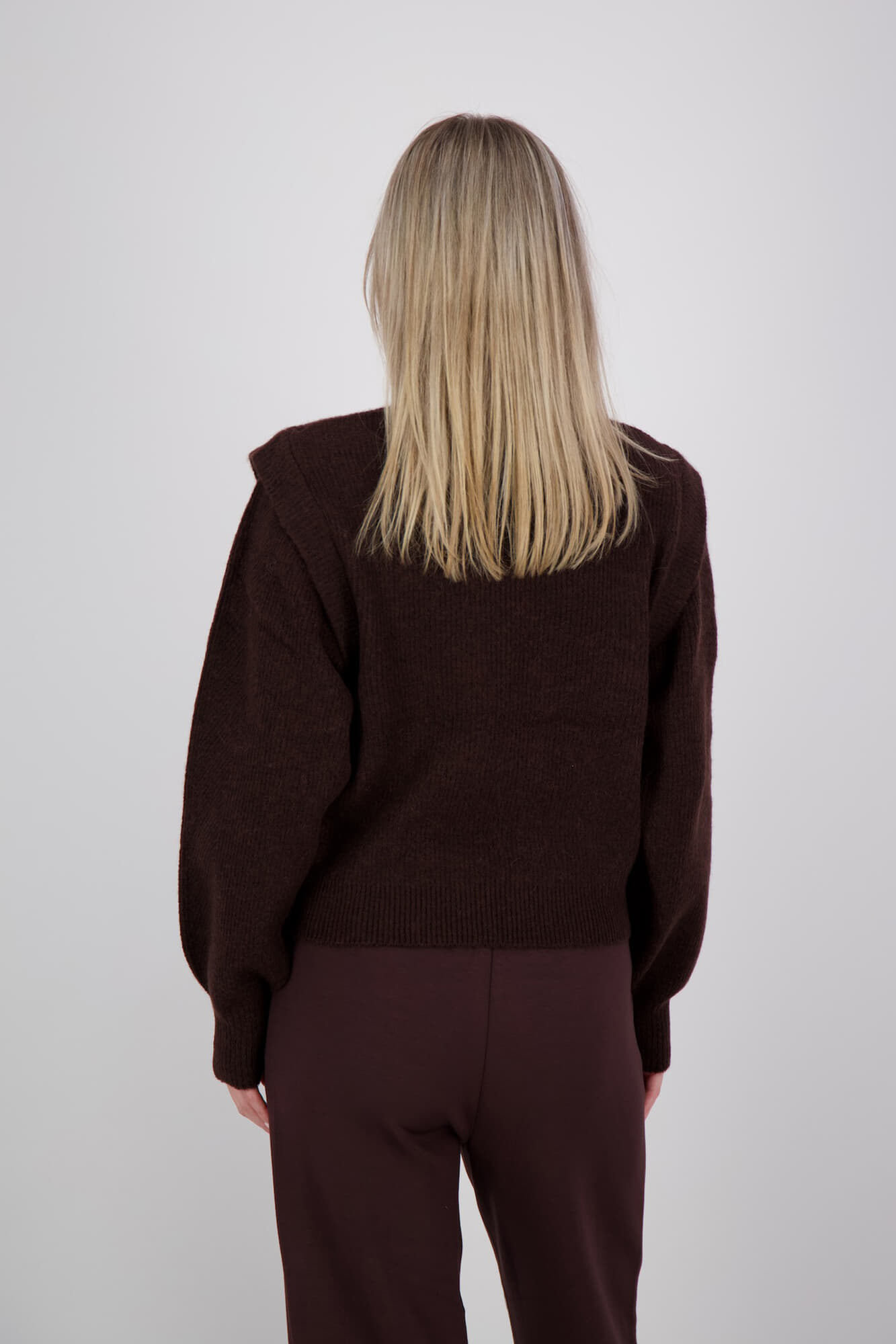 Scotch & Soda Trui Bruin  Scotch & Soda Trui Bruin