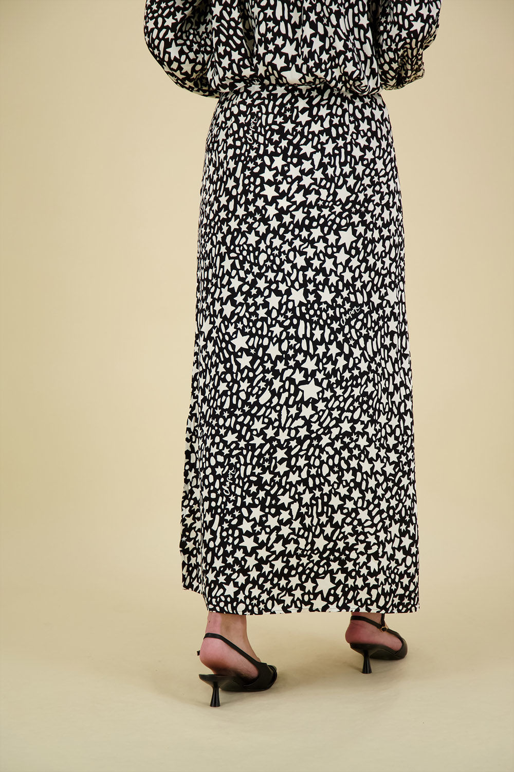 Fabienne Chapot Rok Laurie Zwart Fabienne Chapot Rok Laurie Zwart