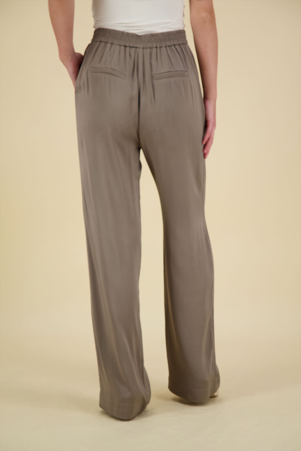 Yaya Broek Satijn Grijs Yaya Broek Satijn Grijs