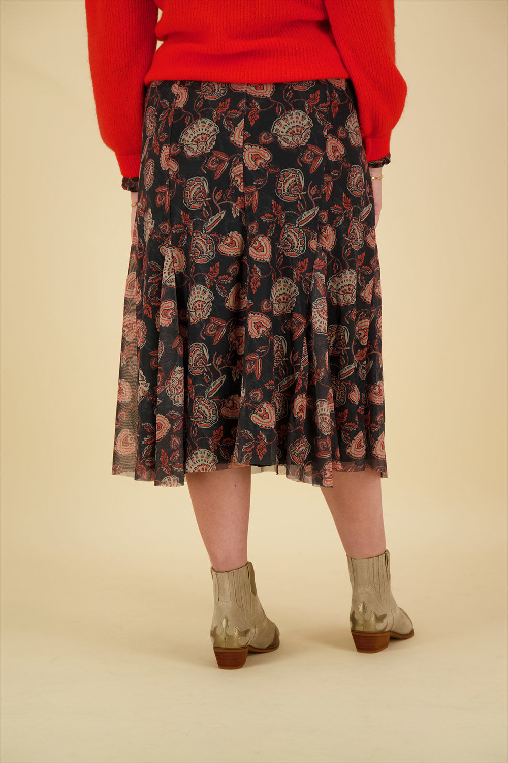 In Shape Rok Kim Zwart In Shape Rok Kim Zwart