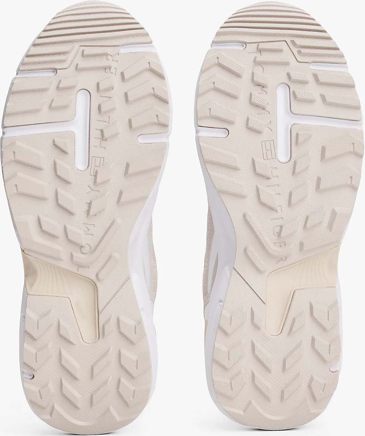 Tommy Hilfiger  Tommy Hilfiger