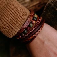 Leather bracelet Riley Bruin