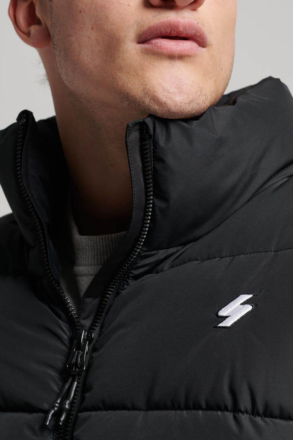 Superdry Bodywarmer Zwart 