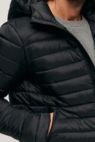 hooded fuji puffer Zwart