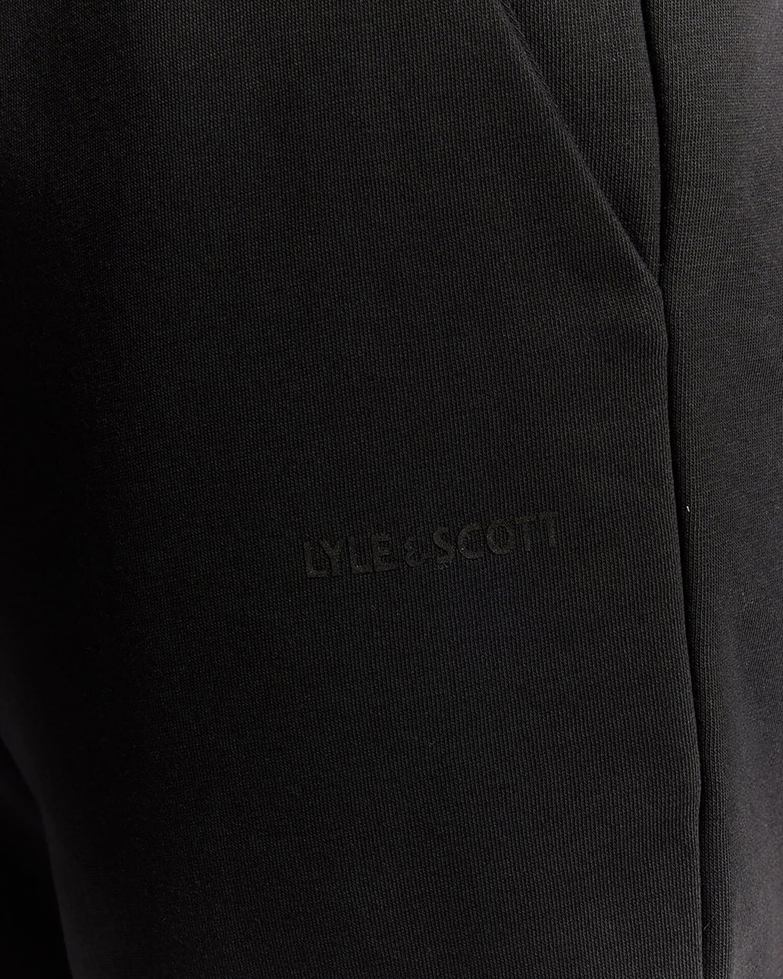 Lyle & Scott  Lyle & Scott