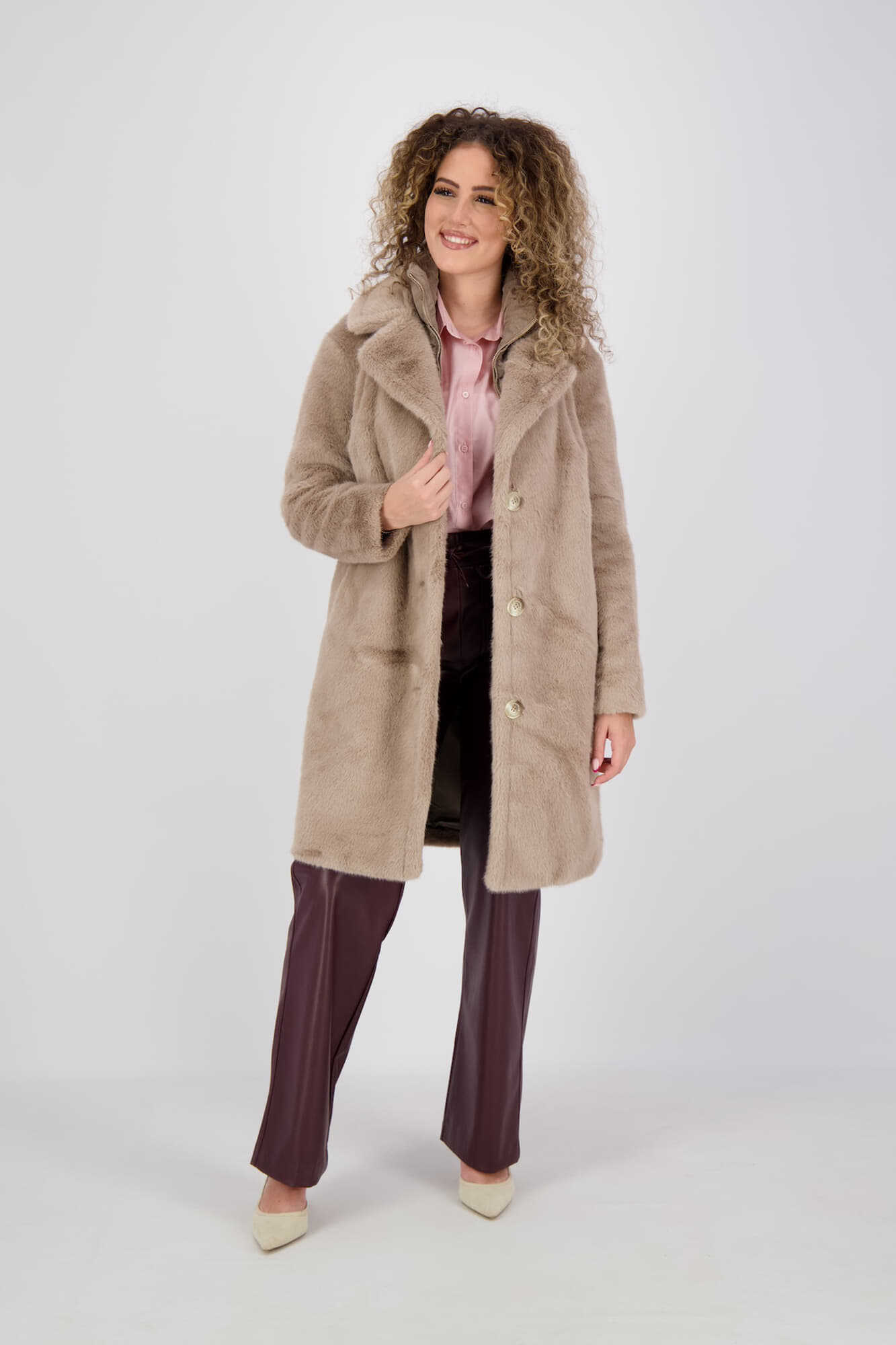 Rino & Pelle Jas Geesje Bruin  Rino & Pelle Jas Geesje Bruin