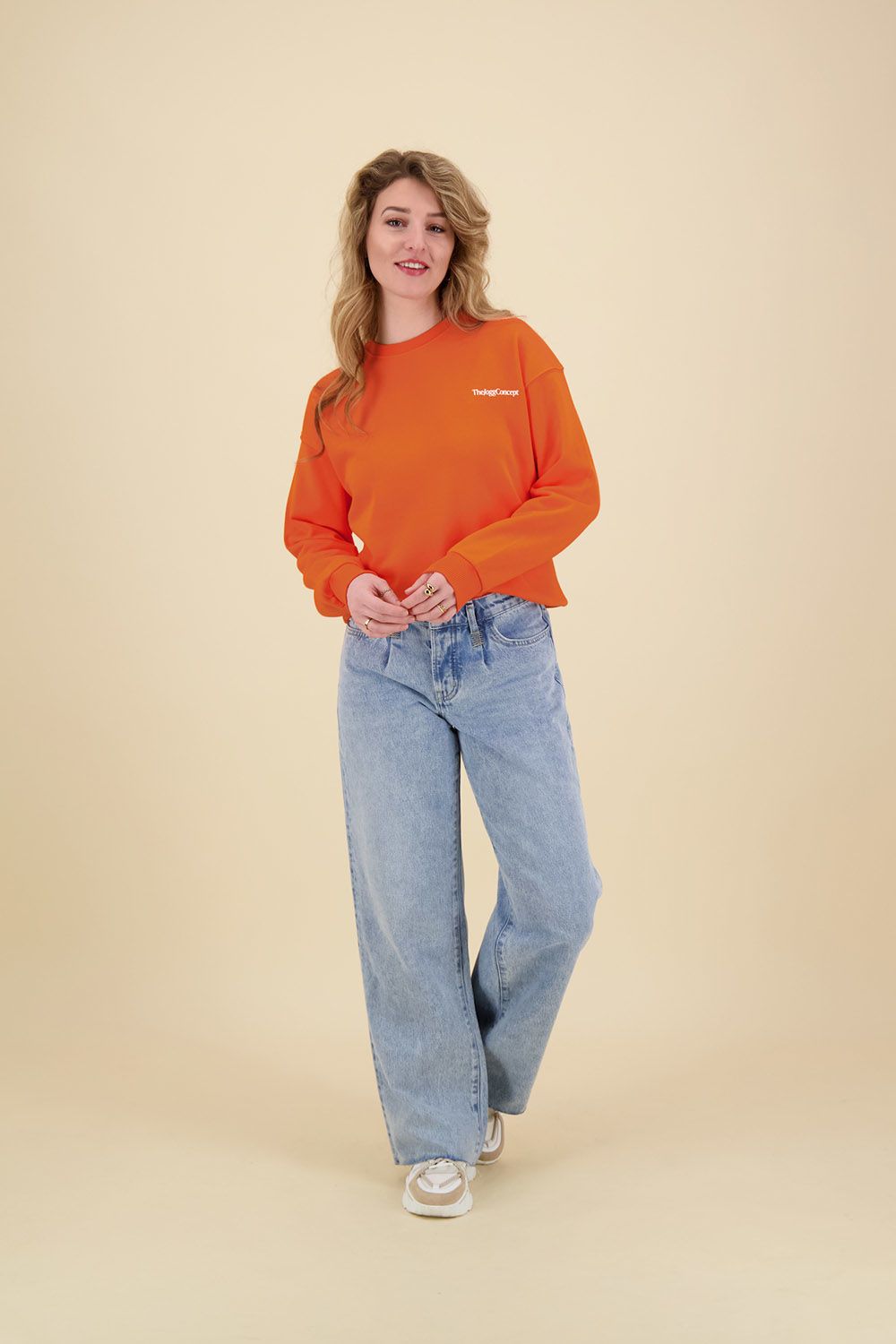 The Jogg Concept Sweater Saki Oranje