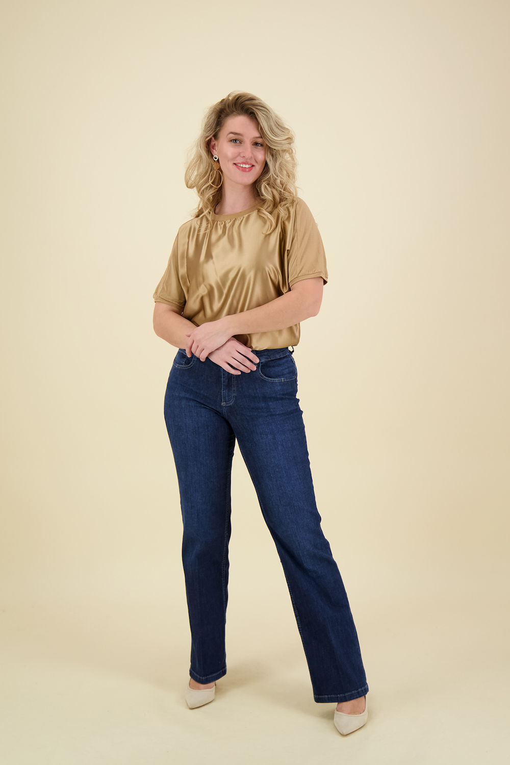 Vive La Femme T-shirt Beige Vive La Femme T-shirt Beige